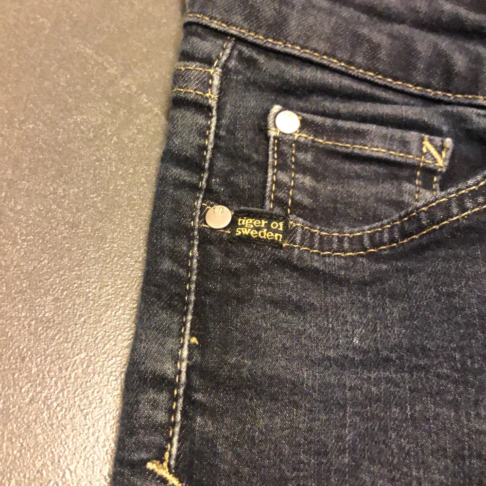 Tja ett par najs jeans från tiger of sweden för ett väldigt bra pris. Nypris: ungefär 1500kr, Mitt pris: 199kr. Jeans & Byxor.