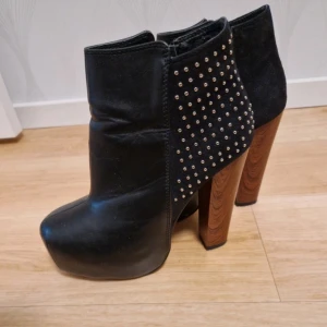 Ankelboots  - Storlek 38