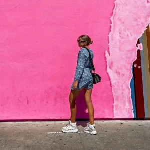 Zara klänning  - Fin klänning från Zara. Använd 2 gånger.   Säljer pga har dubbletter. 