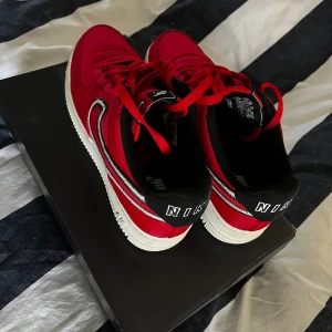 Af1 x nba - Af1 x nba dessa är svåra att få tag på och är knappt använda 