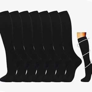 Kompressionsstrumpor 7 st stödstrumpor  - 7 st kompressionsstrumpor 20-25mmHg. Perfekt för sjuksköterskor / vårdpersonal / sport / cirkulation / graviditet och minskar varicer samt svullnad i benen.  Sökord: compression socks sport nurse pregnant pregnancy 