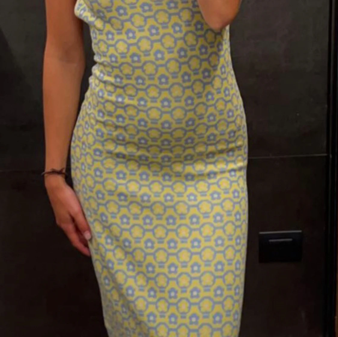 Så fin klänning  - 90