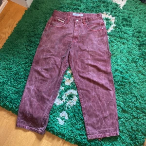 Southpole Carpenter Jeans - Ett par äkta Southpole carpenters köpta i USA. Väldigt pösiga och storlek W38. Stora i midjan men funkar bra med skärp. 