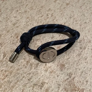 Christian Dior armband - Christian Dior armband. Mycket bra skick! 
