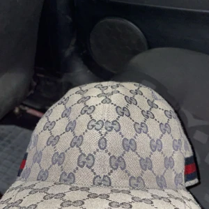 Gucci keps - Helt ny fin och fräsch och såklar äkta