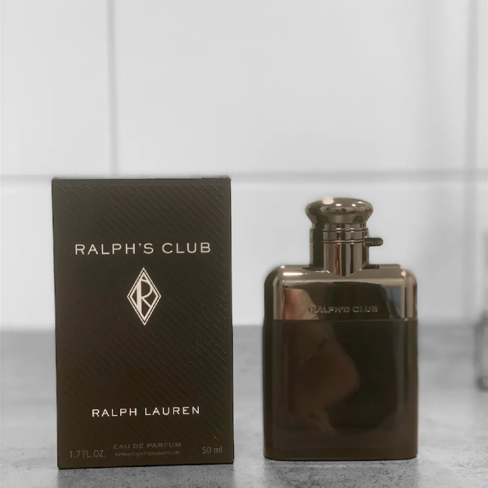 Ralph club edp 50ml Full presentation Endast testad Nypris: 1040kr. Accessoarer.