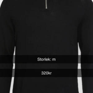 Svart tröja  - Peak performance tröja. Perfekt inför vintern 