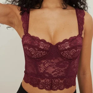 Nakd korsett topp  - Oanvänd med lapp kvar, har inga egna bilder❤️