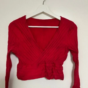 Tröja - Aldrig använd, mer som en M