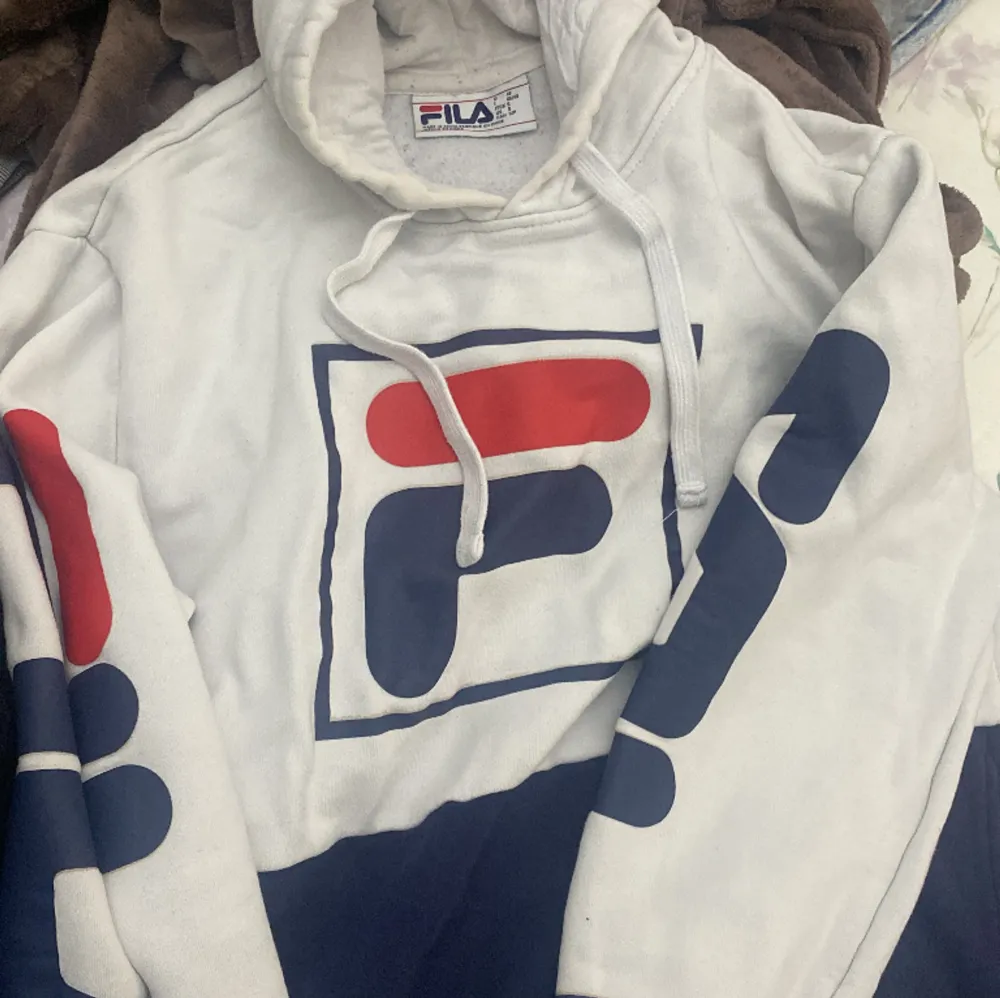 Fila tröja . Hoodies.