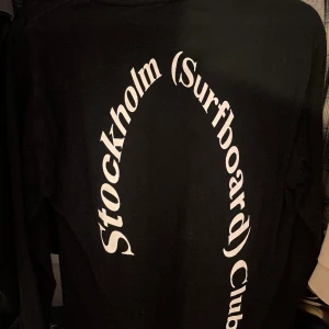 Stockholm Surfboard Club Långärmad T-shirt - Storlek : S