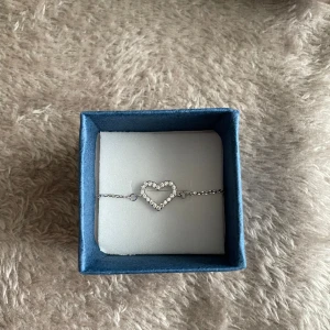 Armband i Silver - Armband i 925 sterling silver, helt ny☁️Frakt tillkommer📦