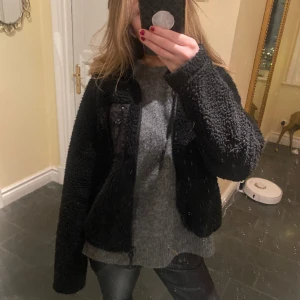 Teddyjacka - Så gosig teddyjacka! Säljer då jag har två🥲