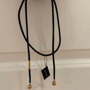 Halsband - Ny halsband från Bud & Rose