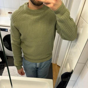 Stickad tröja - En endast testad stickad tröja från asos