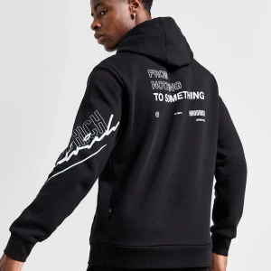 Hoodrich tröja  - Jag släljer just nu min hoodrich tröja som jag inte längre använder, vill ni ha ytligare bilder eller har några frågor angående plagget, eller priset äre bara att fråga på! ✨