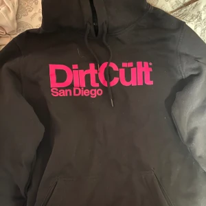 Knappt använd. storlek L - Bra skick