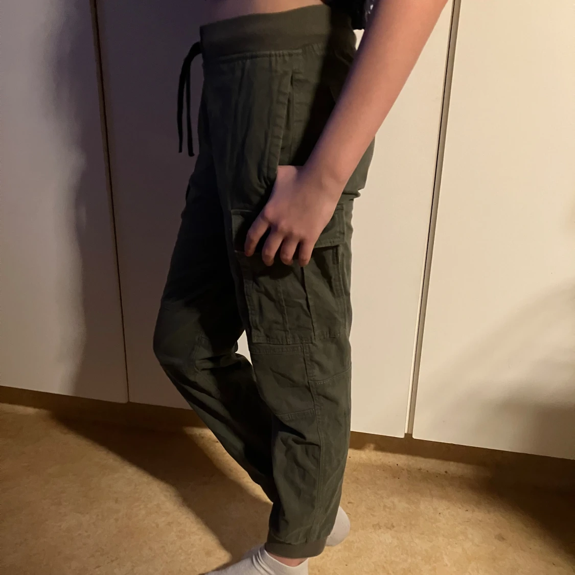 Bekväma cargobyxor - 90