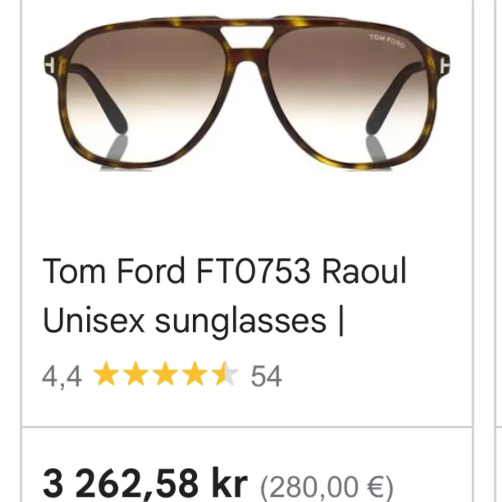 Säljer dessa skifteta Tom Ford solaglasögonen som är i ett toppen skick! Inga repor eller skador utan i nyskick. De är cirka 2 år gamla och kvittot kan jag längre inte hitta. Nypris cirka 3000kr och mitt pris är 1800kr. Priset är inte hugget i Sten!. Övrigt.