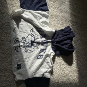 H&M hoodie  - Kommer inte längre till användning ❤️