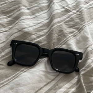 Chimi 04 - Svarta chimi! bra skick men tillkommer inget kvitto eller box då jag tappat bort de därav det låga priset