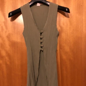 Fest linne - Unik äldre topp Passar xs-m