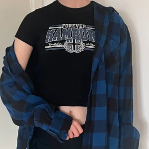 Blå och svart flanell - Nice oversized flanellskjorta. Inga defekter.