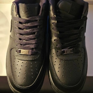 Air force 1  - Nya I storlek 43