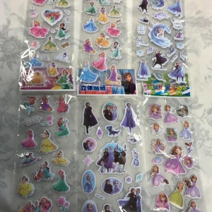 6 st Barn Klistermärken  - Finns fler kvar varje , kan skicka bilder visa  