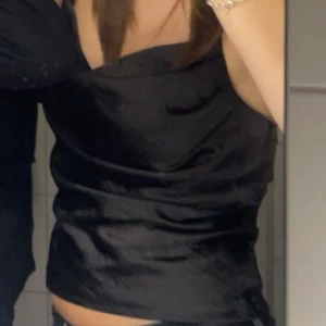 Supersöt silkestopp - Superfin och i bra skick, inga defekter!! 