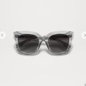 Solglasögon chimi - Säljer mina skitsnygga chimis i 08 grey❤️‍🔥