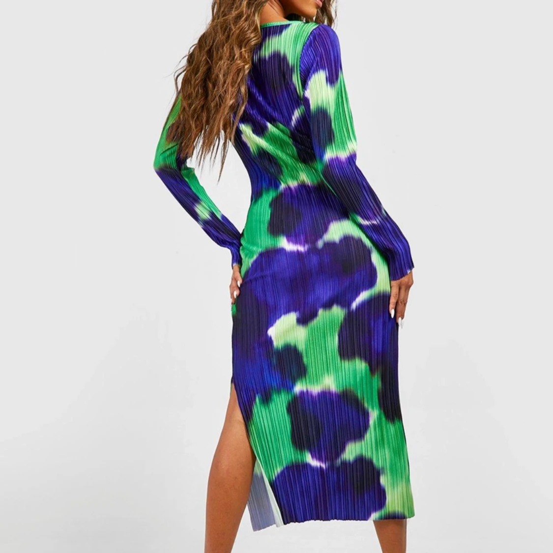 Mönstrad klänning  - 90