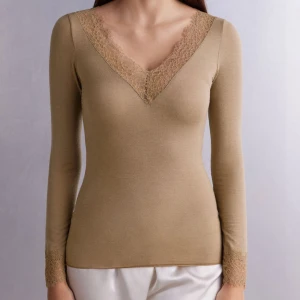 Intimissimi  - Aldrig använd. Superfin tunn från intimissimi 