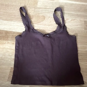 Linne - Linne ifrån hm, köpte men alldrig använt så säljer den. Aa KÖP NU knappen funkar alltid så kör på. 