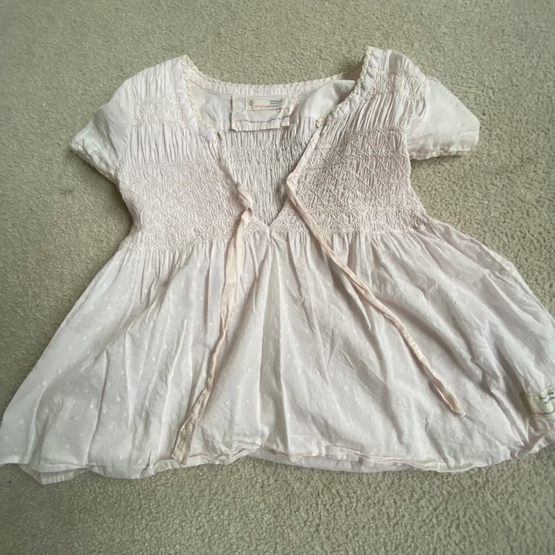 Super gullig blus  - 92