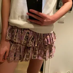 Så söt och unik kjol från isabel marant