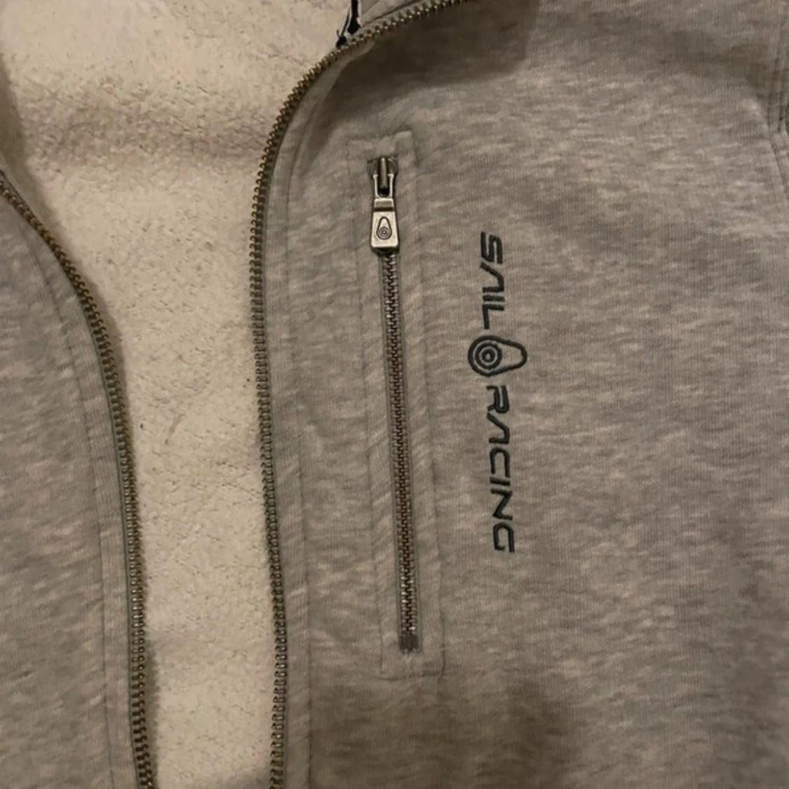 Sail Racing hoodie grå s.170💕 - 90