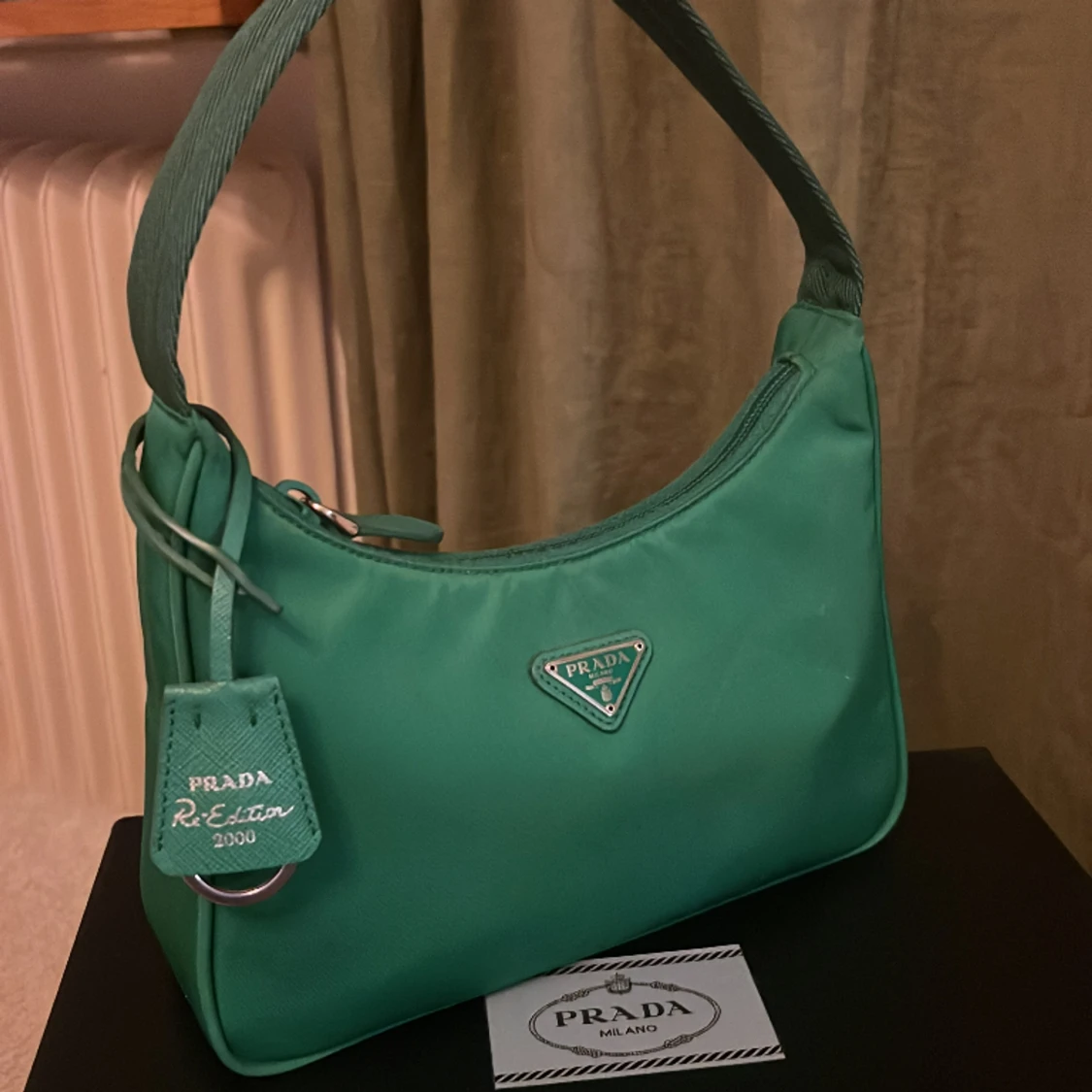 Prada re-edition 2000 - 90