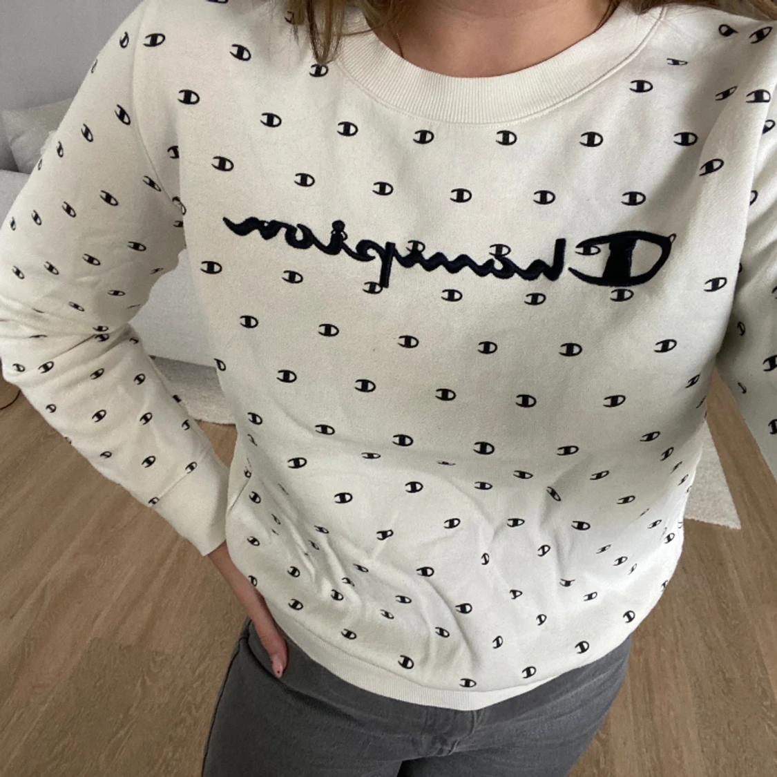 Champion sweatshirt  - 90