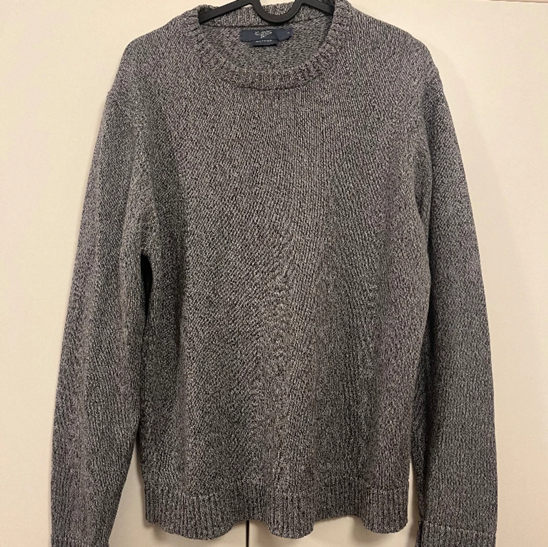 Grå tjocktröja
