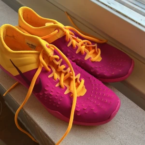 Nike Training Shoes - Women's Nike Training Shoes Pink And Orange Helt oanvänd 