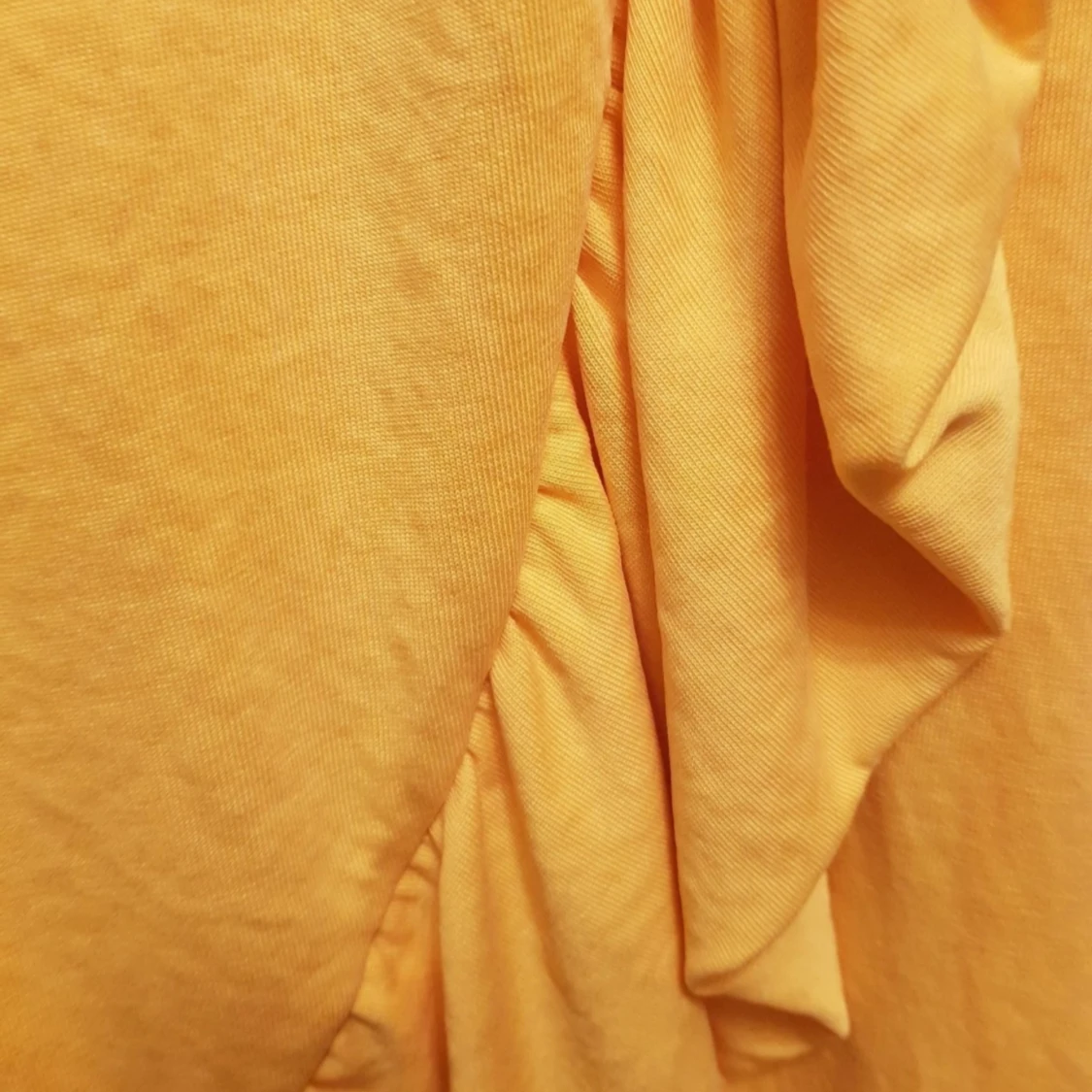 Gul kjol strl M/38 från Ullared - 91