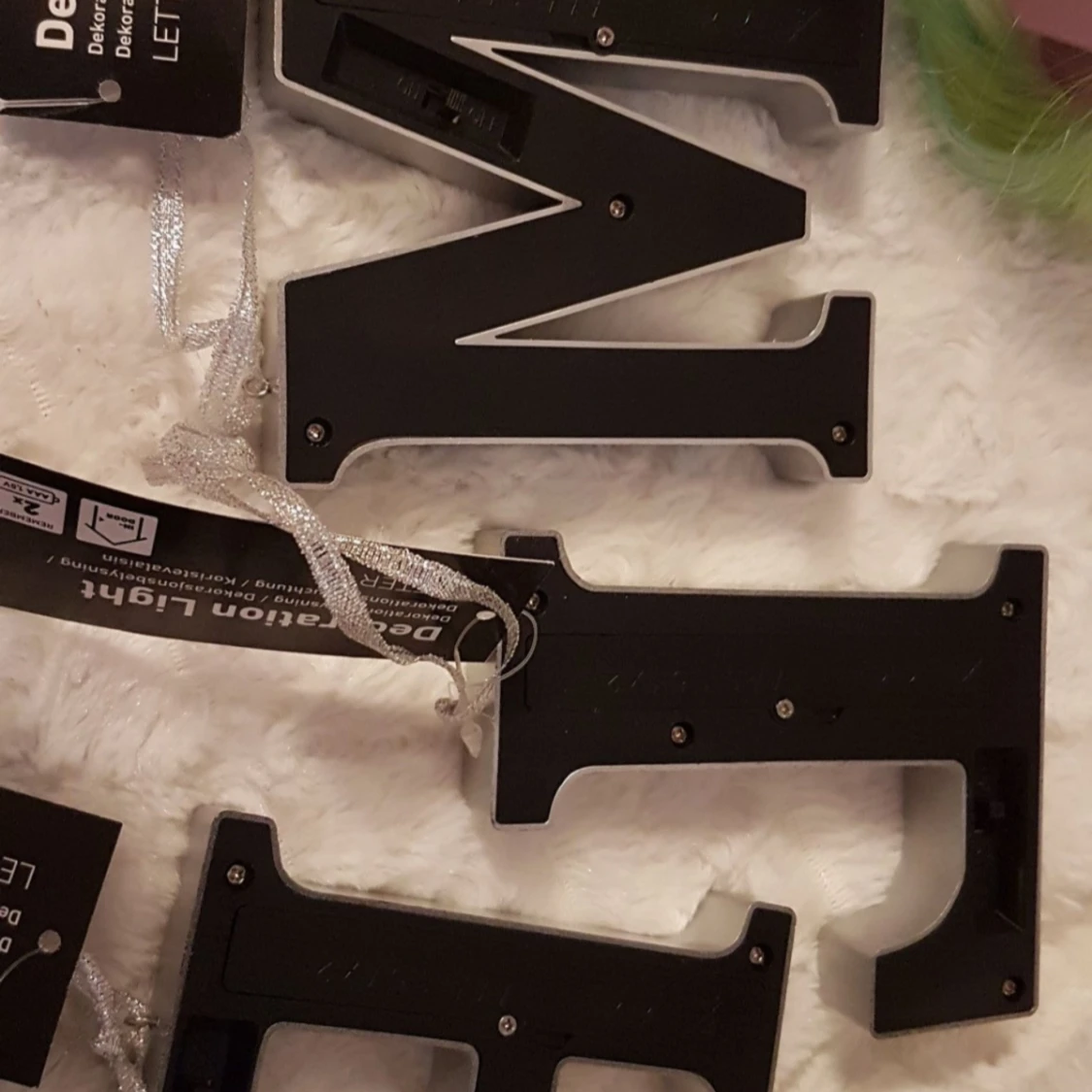 M.L.P. I lampor till My Littel Pony ledGår på 2st AAA batterier pär bokstav Skick nyaBaterier och ponysarna medföljer EJ - 92