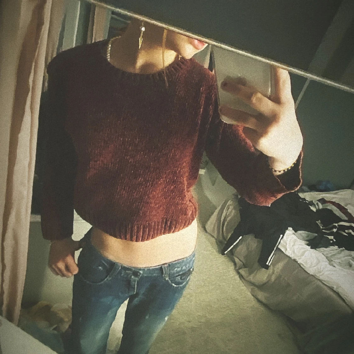 Super snygg mörkröd tjocktröja - 90