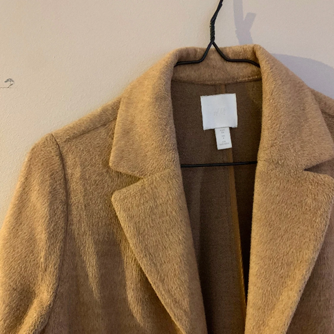 Tunn enkelknäppt kappa - 90