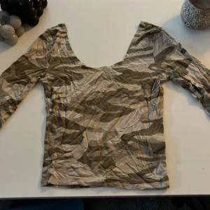 Långärmad topp - Använd, bra skick.