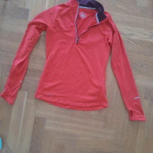 Nike running Dri -fit XS - I bra skick  Storlek XS 