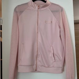 Guess set  - Strl d & m