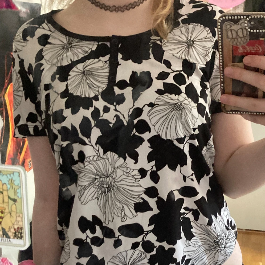 blommig tröja  - 90