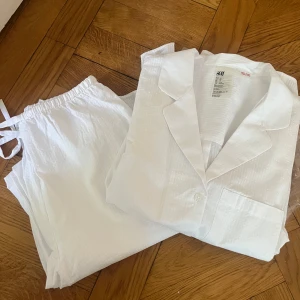 Pyjamas H&M - Helt ny pyjamas från hm. Endast testad men var tyvärr för liten för mig. Strl Xs, nypris 399kr